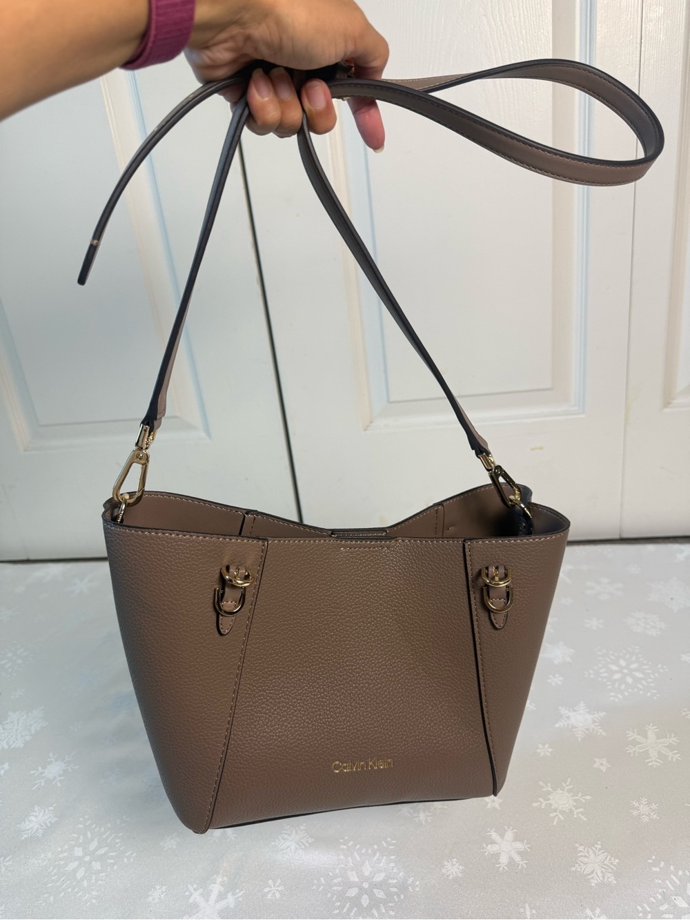 Calvin Klein Taupe Pebbled Shoulder Bag Crossbody Purse Gold Hardware Satchel